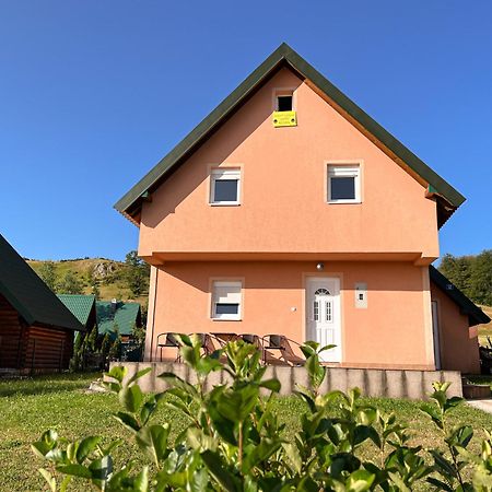 Guest House Happy Žabljak Eksteriør billede