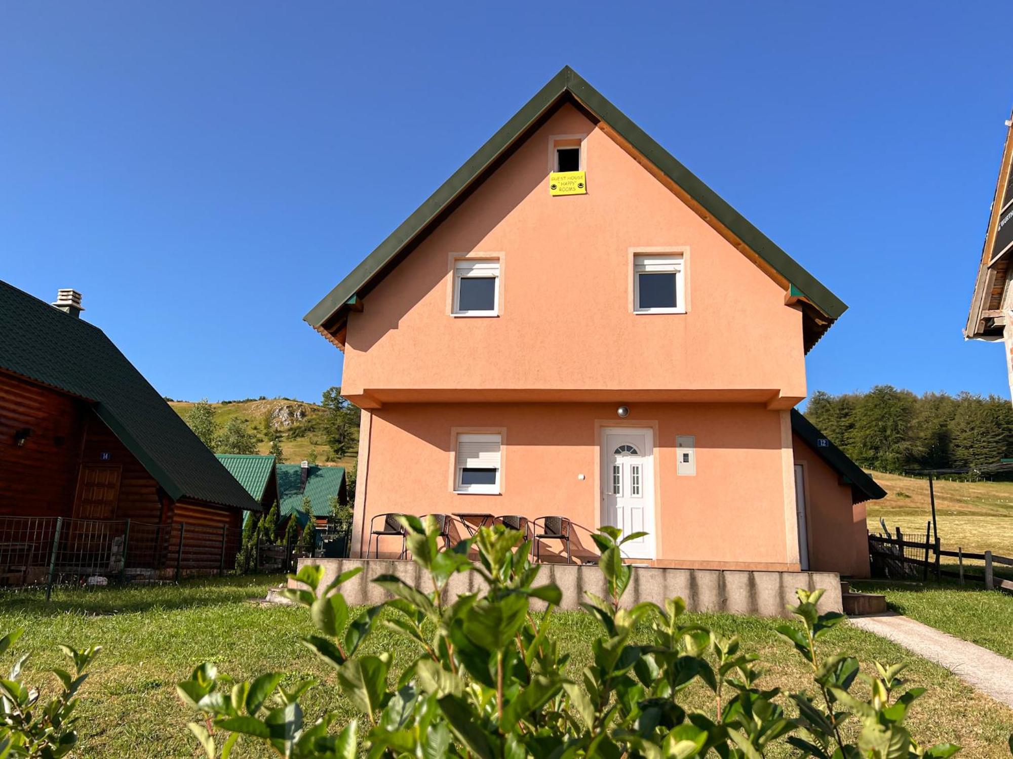 Guest House Happy Žabljak Eksteriør billede