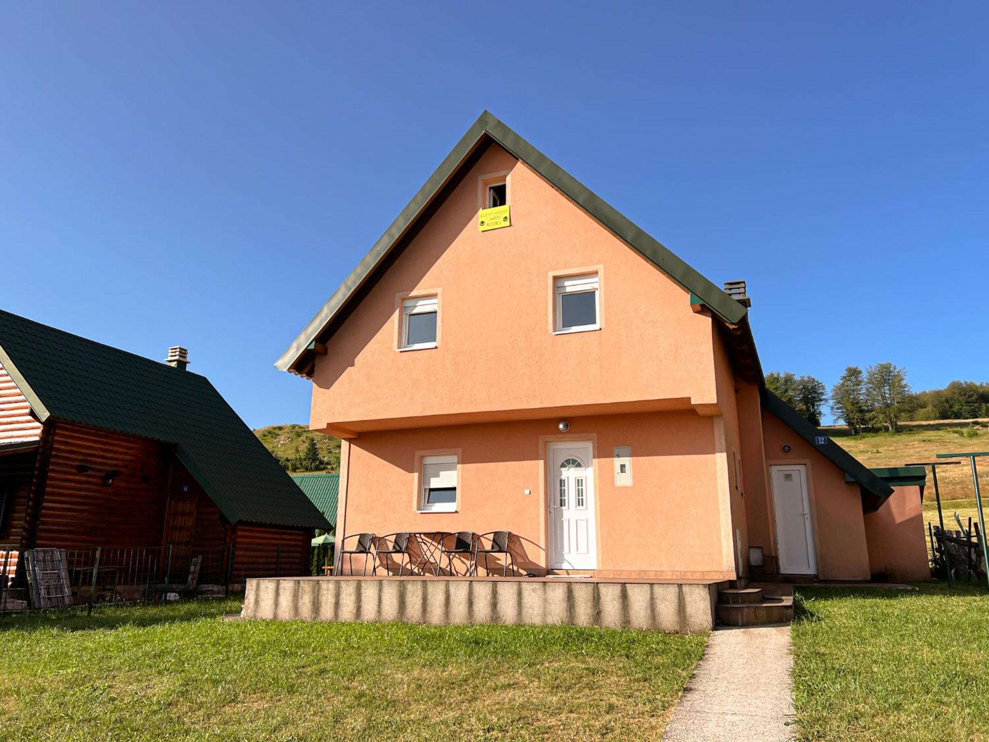 Guest House Happy Žabljak Eksteriør billede